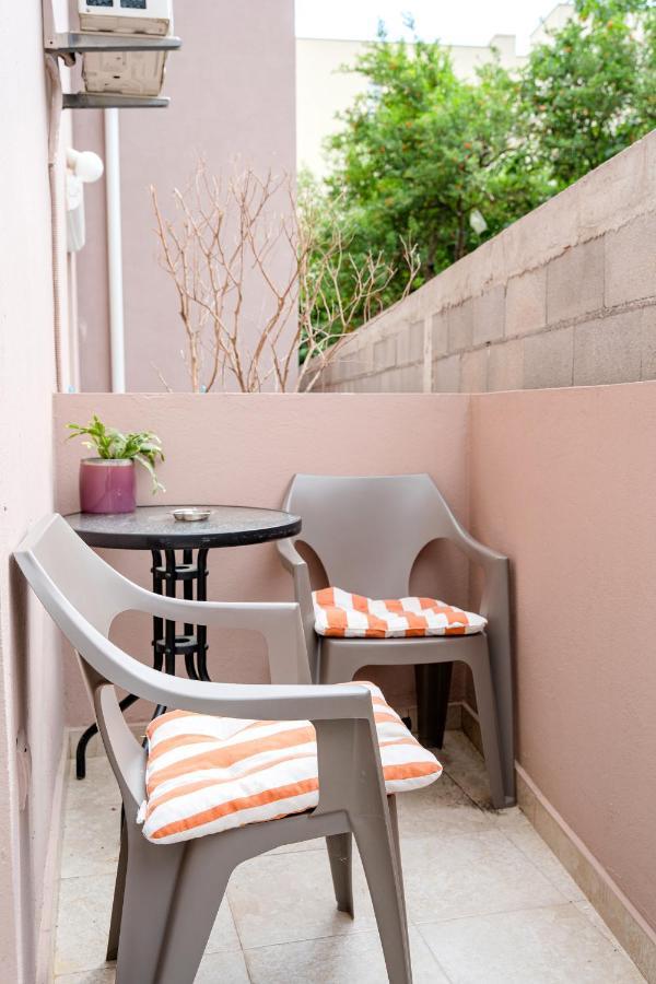 Guest House Jasna Budva Bagian luar foto