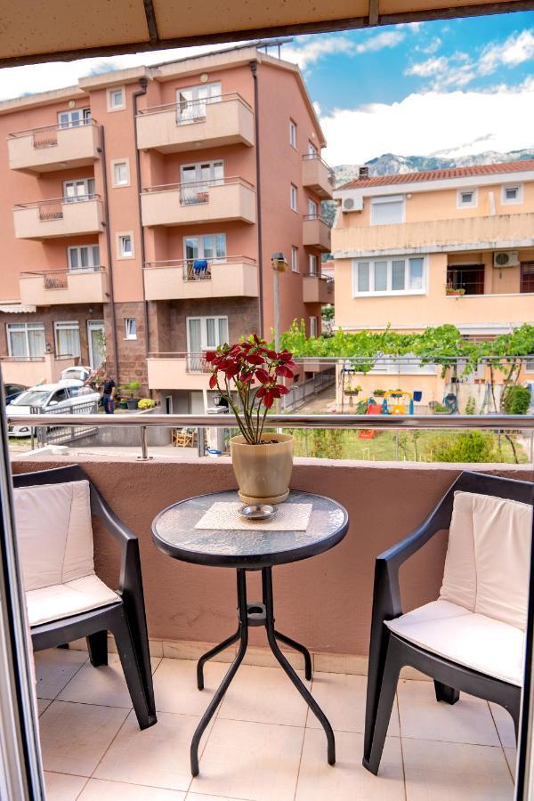 Guest House Jasna Budva Bagian luar foto